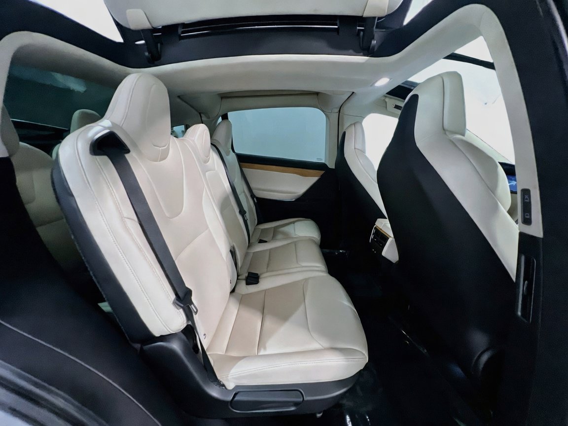 Used 2018 Tesla Model X 75D AWD/4WD image 20