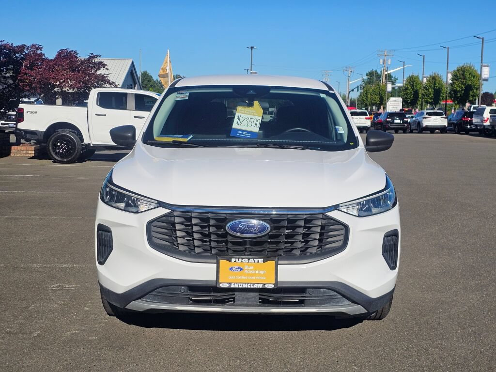Used 2024 Ford Escape Active AWD/4WD image 3