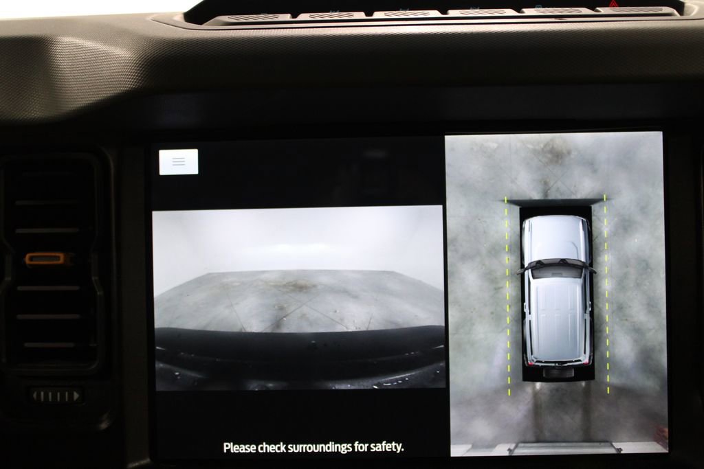 Used 2023 Ford Bronco Badlands image 27