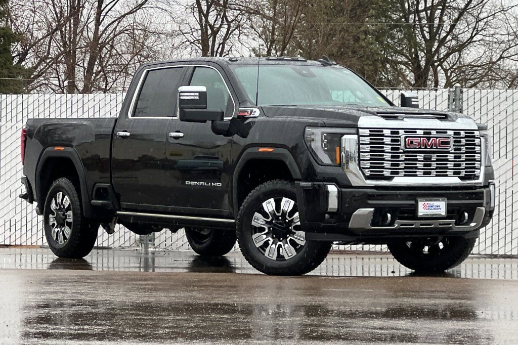 New 2026 GMC Sierra 2500 Denali w/ Technology Package image 2
