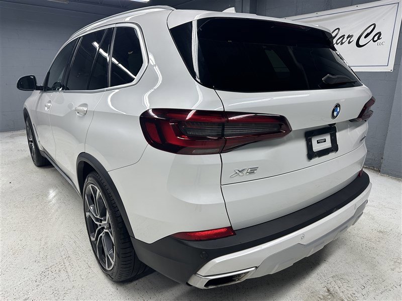 Used 2021 BMW X5 xDrive40i w/ Premium Package AWD/4WD image 4