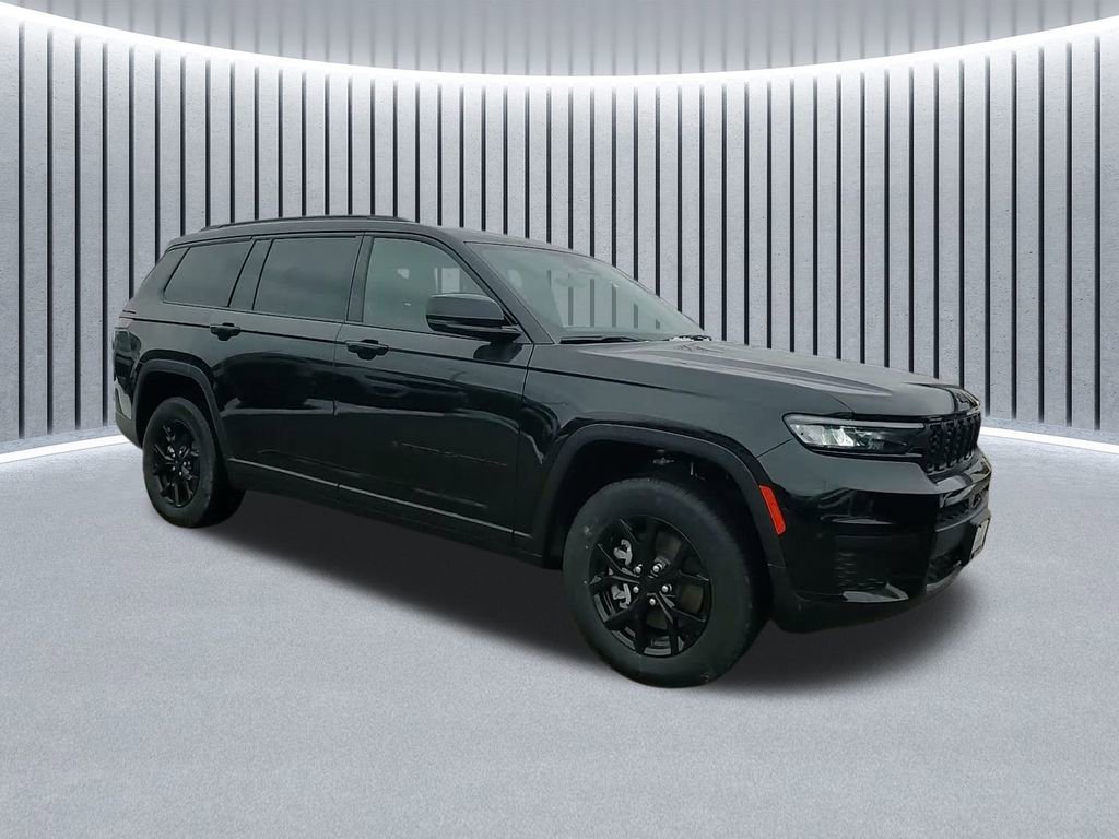 New 2025 Jeep Grand Cherokee L Altitude image 3