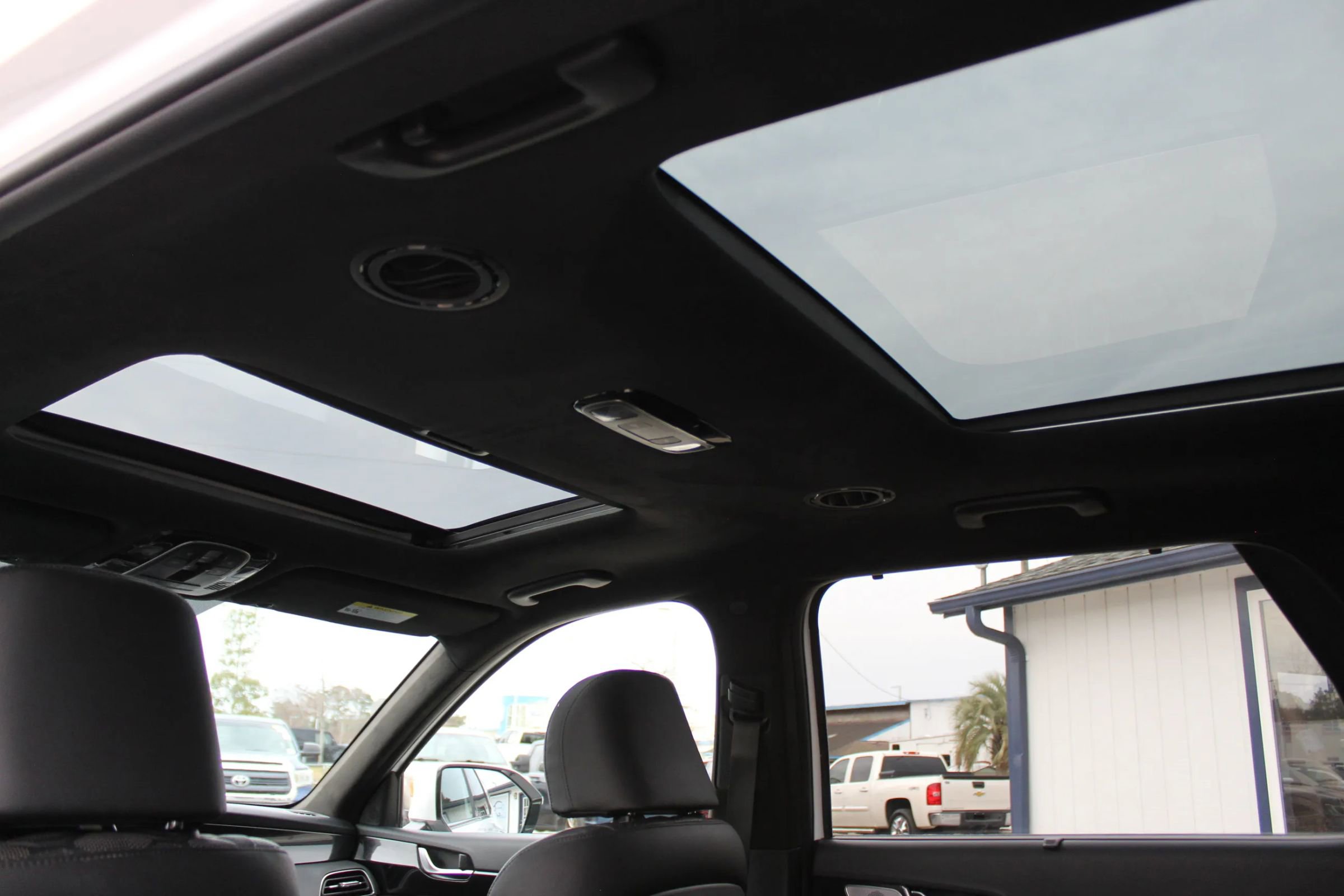 Used 2021 Hyundai Palisade Calligraphy w/ Winter Package image 22