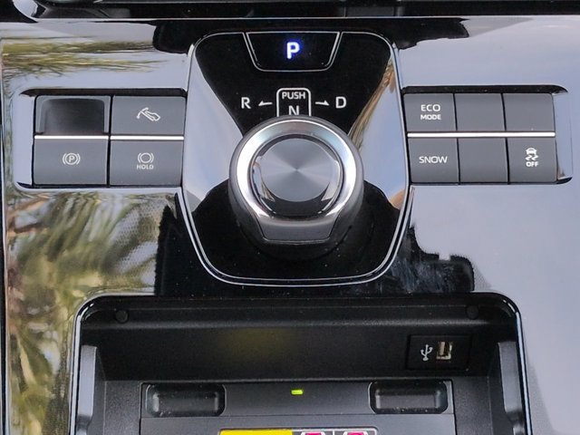 Used 2024 Toyota bZ4X FWD image 19