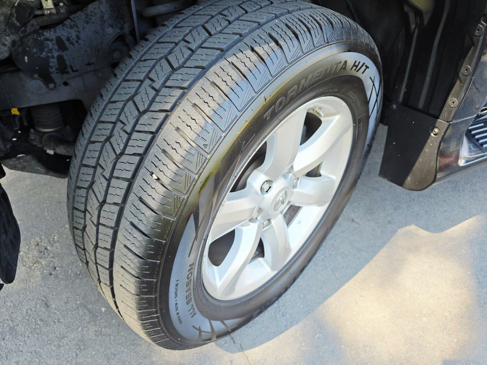 Used 2011 Lexus GX 460 Premium AWD/4WD image 64