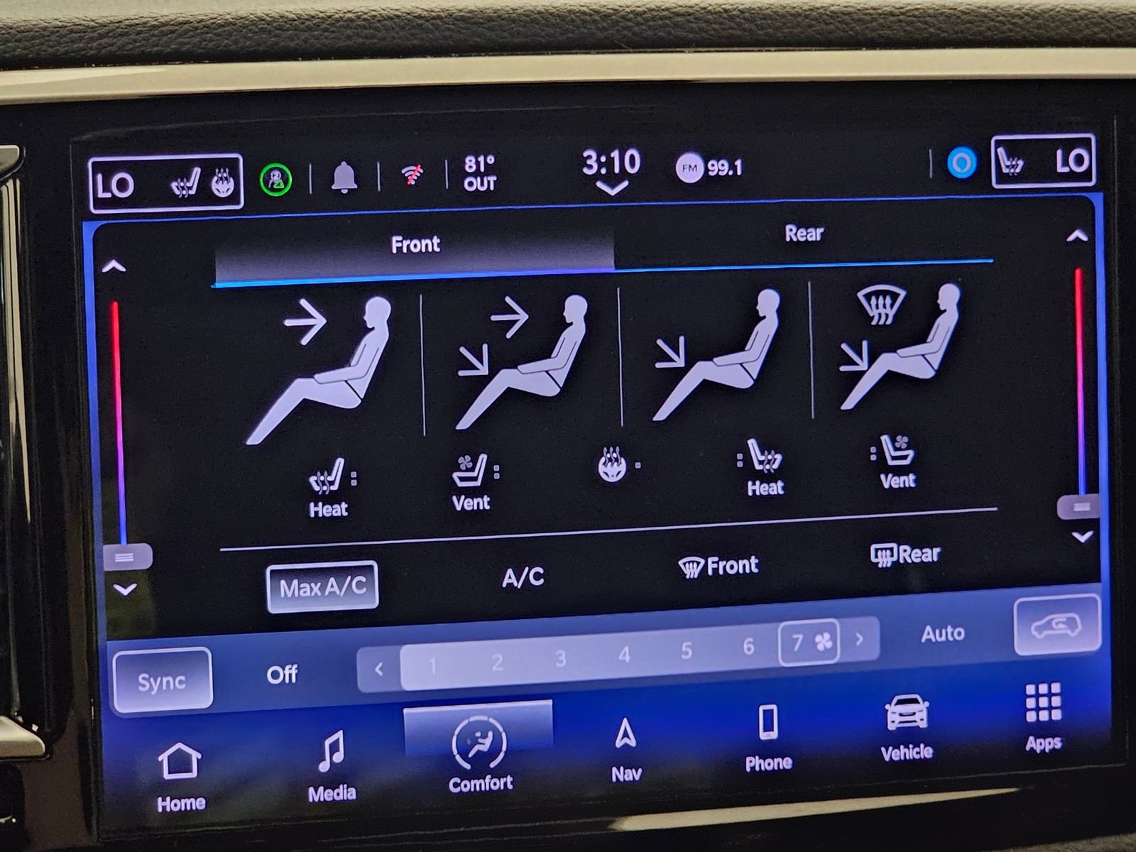 Used 2022 Chrysler Pacifica Limited AWD/4WD image 16