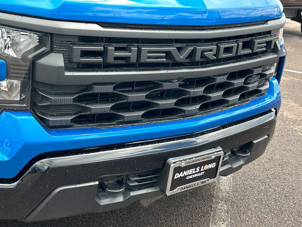 Used 2024 Chevrolet Silverado 1500 Custom Trail Boss w/ Turbomax Blackout Package AWD/4WD image 22