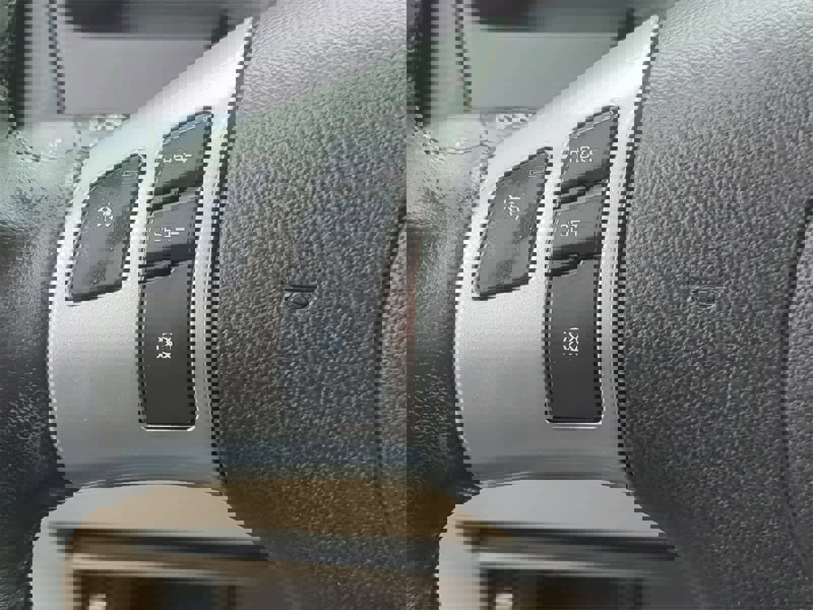 Used 2007 Saturn Vue 2WD V6 w/ Leather Appointments Pkg image 23