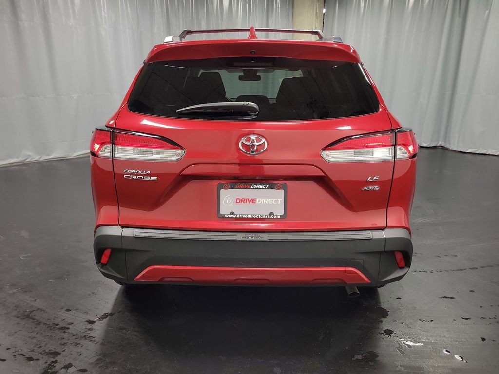 Used 2022 Toyota Corolla Cross LE image 7