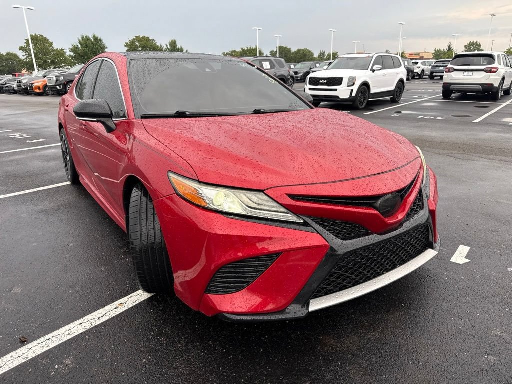 Used 2019 Toyota Camry XSE FWD image 12