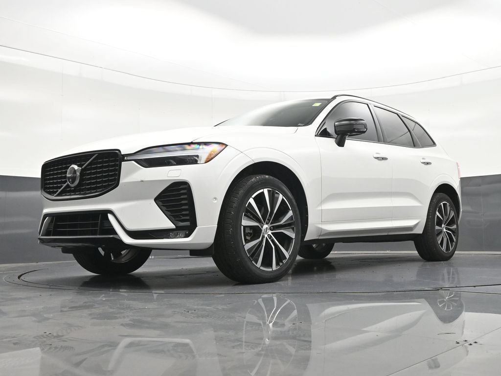 Certified 2024 Volvo XC60 B5 Plus w/ Climate Package AWD/4WD image 23
