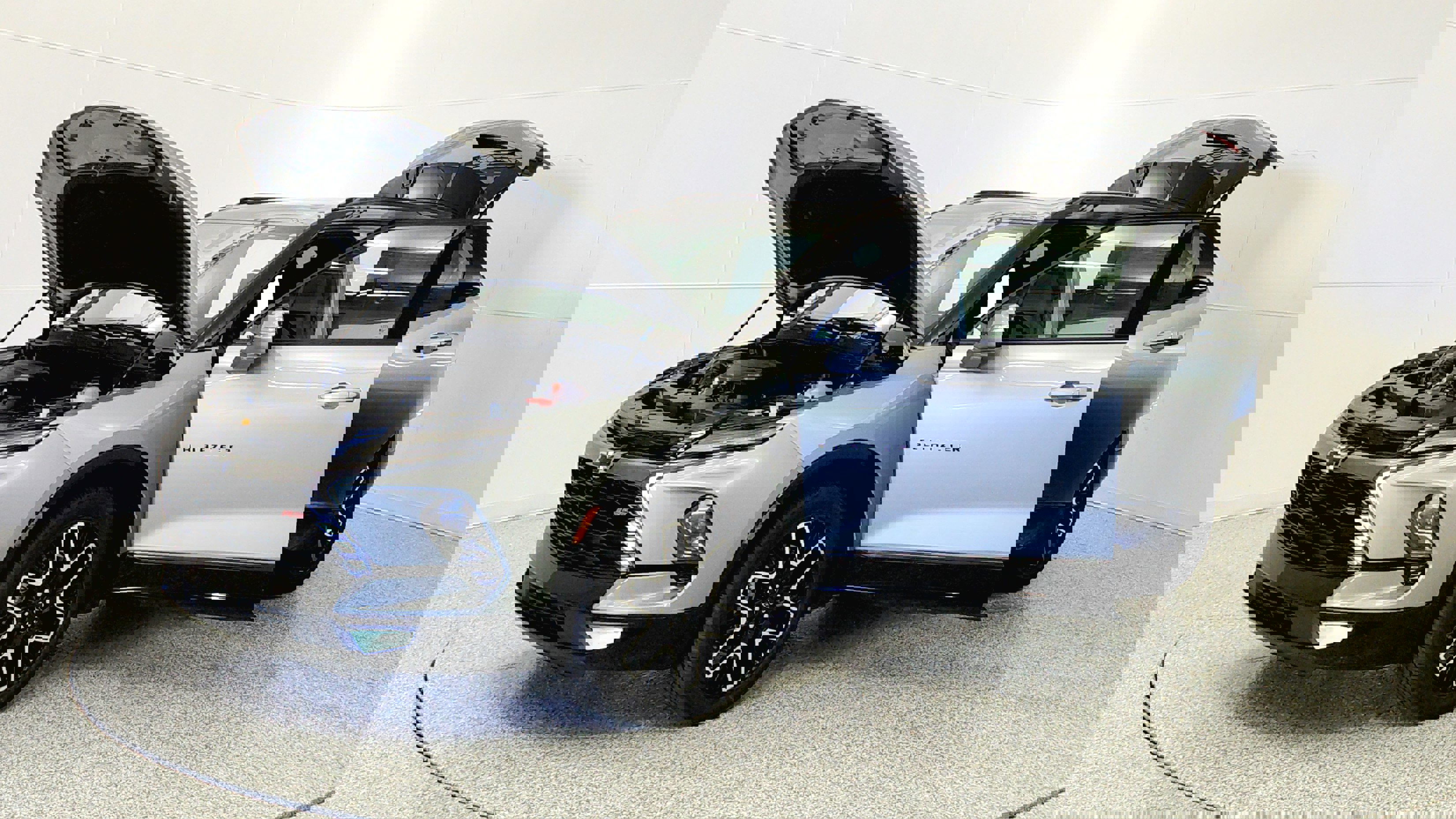 New 2025 Chevrolet Blazer RS w/ Driver Confidence II Package image 10