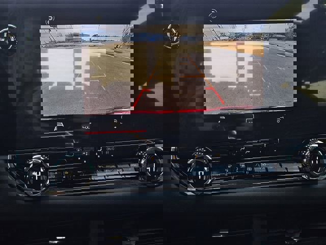 Used 2024 GMC Canyon Elevation w/ Convenience Package image 17