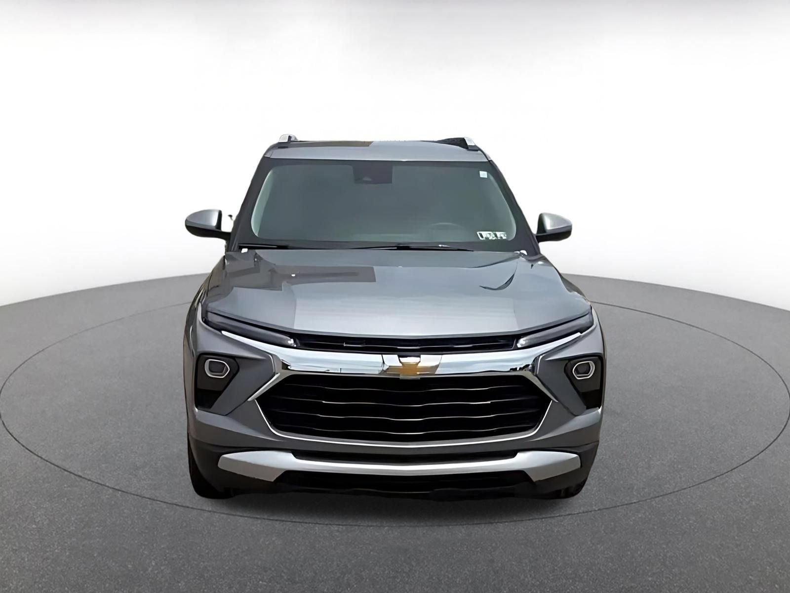Used 2025 Chevrolet TrailBlazer LT AWD/4WD image 4