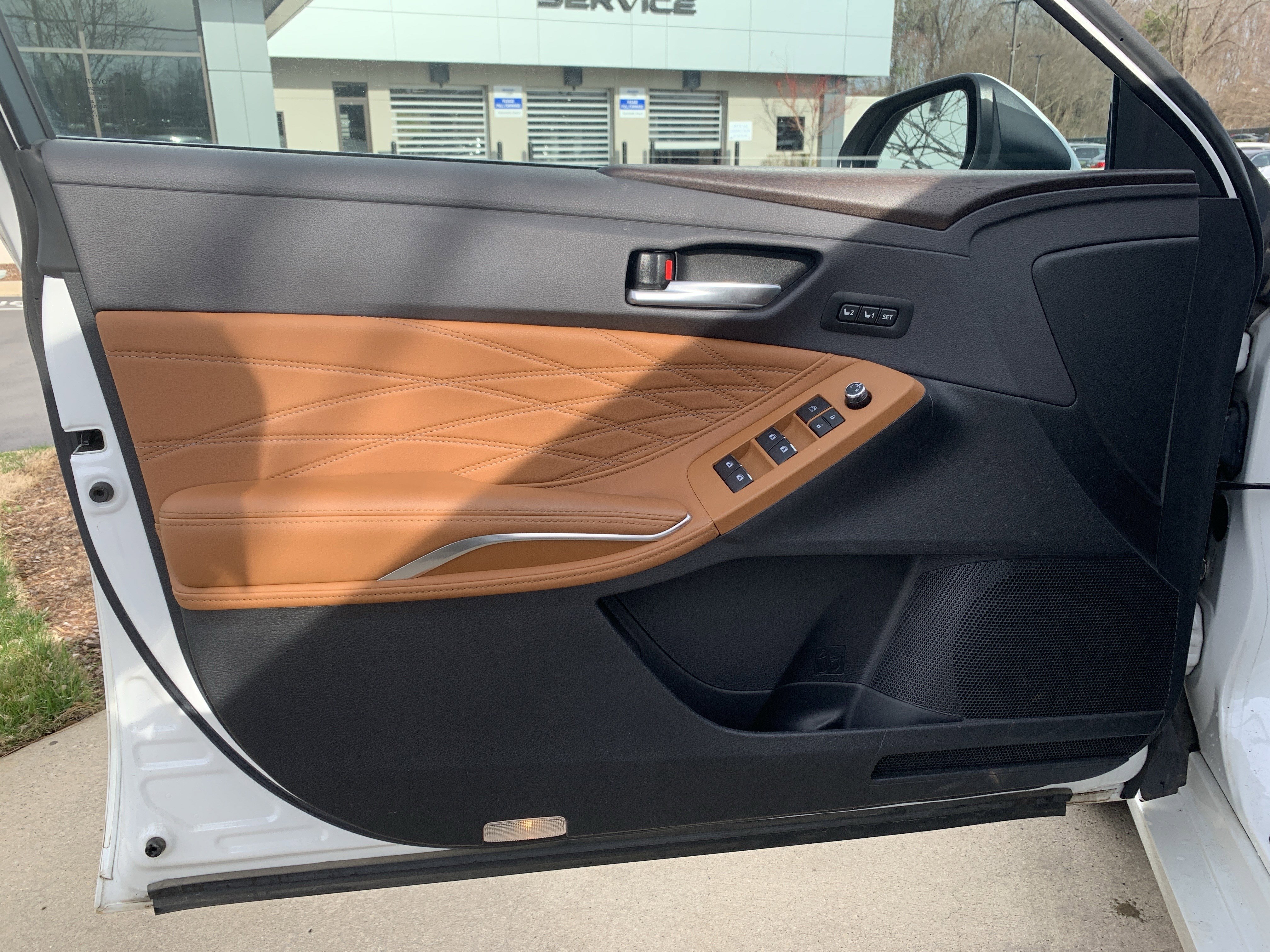 Used 2021 Toyota Avalon Limited w/ Advanced Safety Package image 14