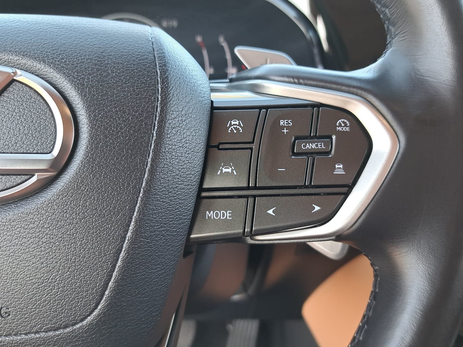 Used 2024 Lexus NX 250 FWD w/ Cold Area Package image 20