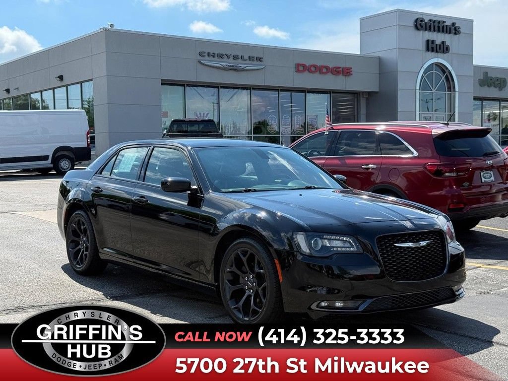 Used 2020 Chrysler 300 S RWD video 1