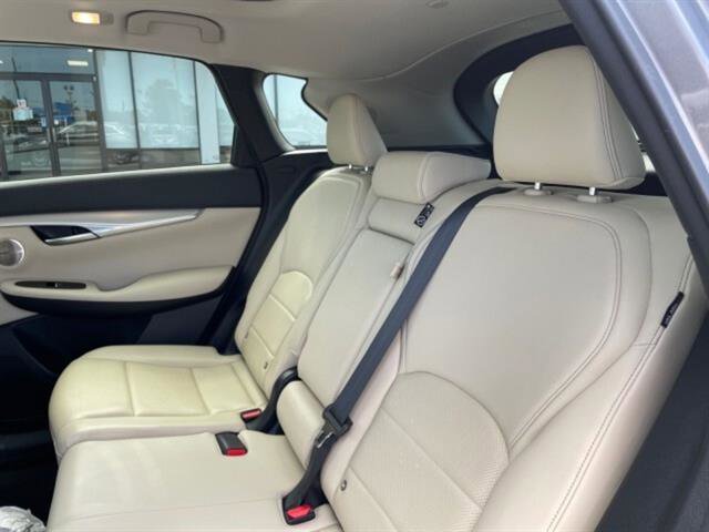 Used 2022 INFINITI QX50 Sensory image 14