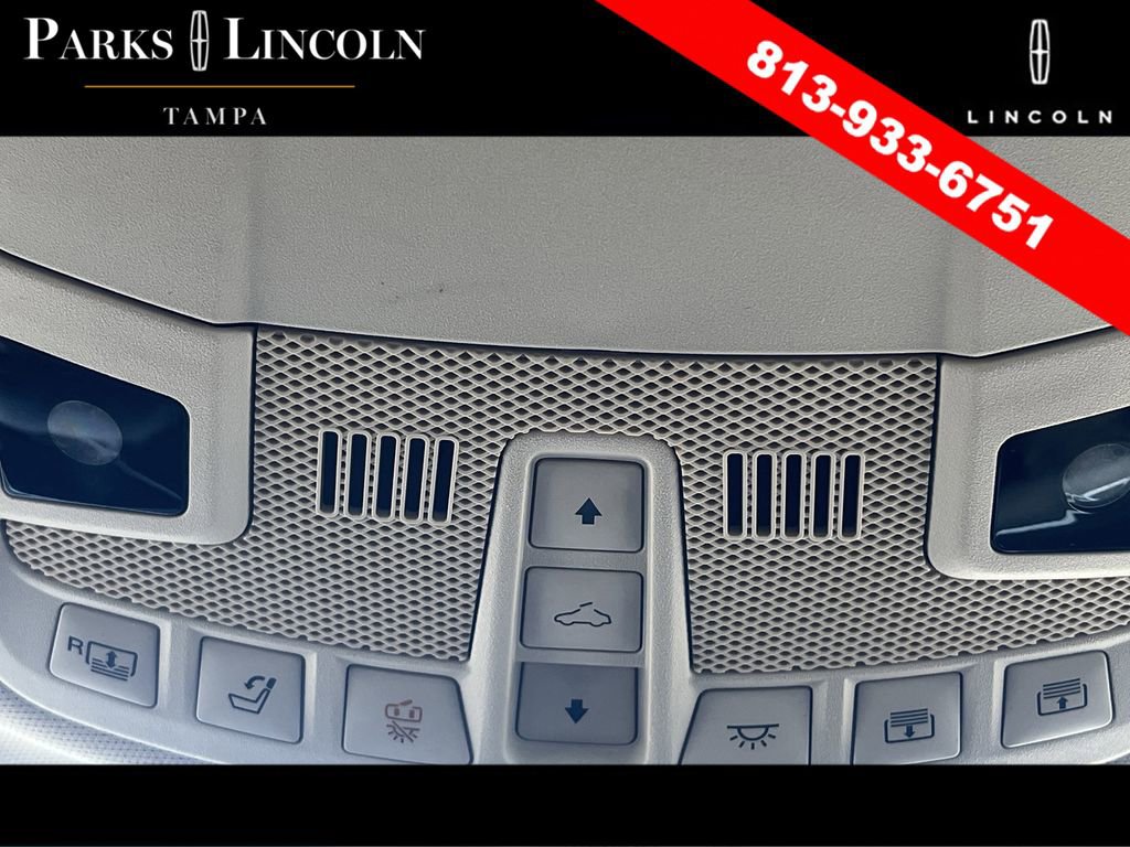 Used 2017 Lincoln Continental Reserve w/ Technology Package image 29