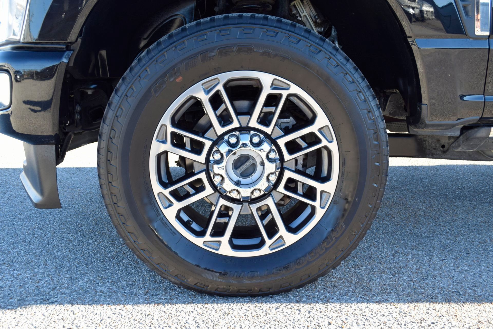 Used 2024 Ford F250 Limited w/ FX4 Off-Road Package image 25