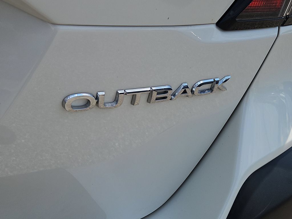 Used 2024 Subaru Outback Premium AWD/4WD image 12