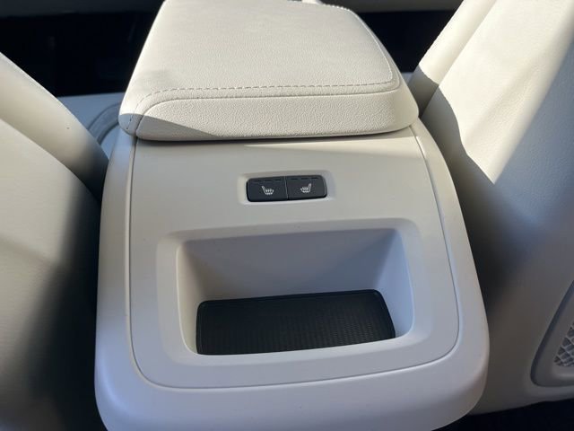 New 2026 Volvo XC60 T8 Ultra w/ Protection Package Premier image 20