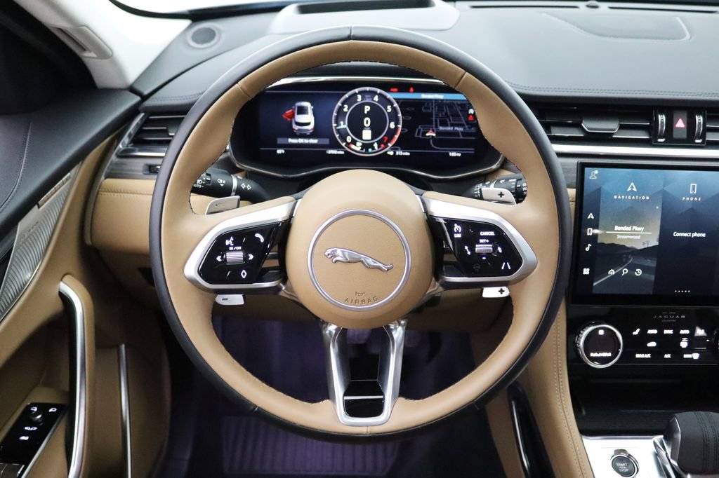 Used 2023 Jaguar F-PACE S AWD/4WD image 17