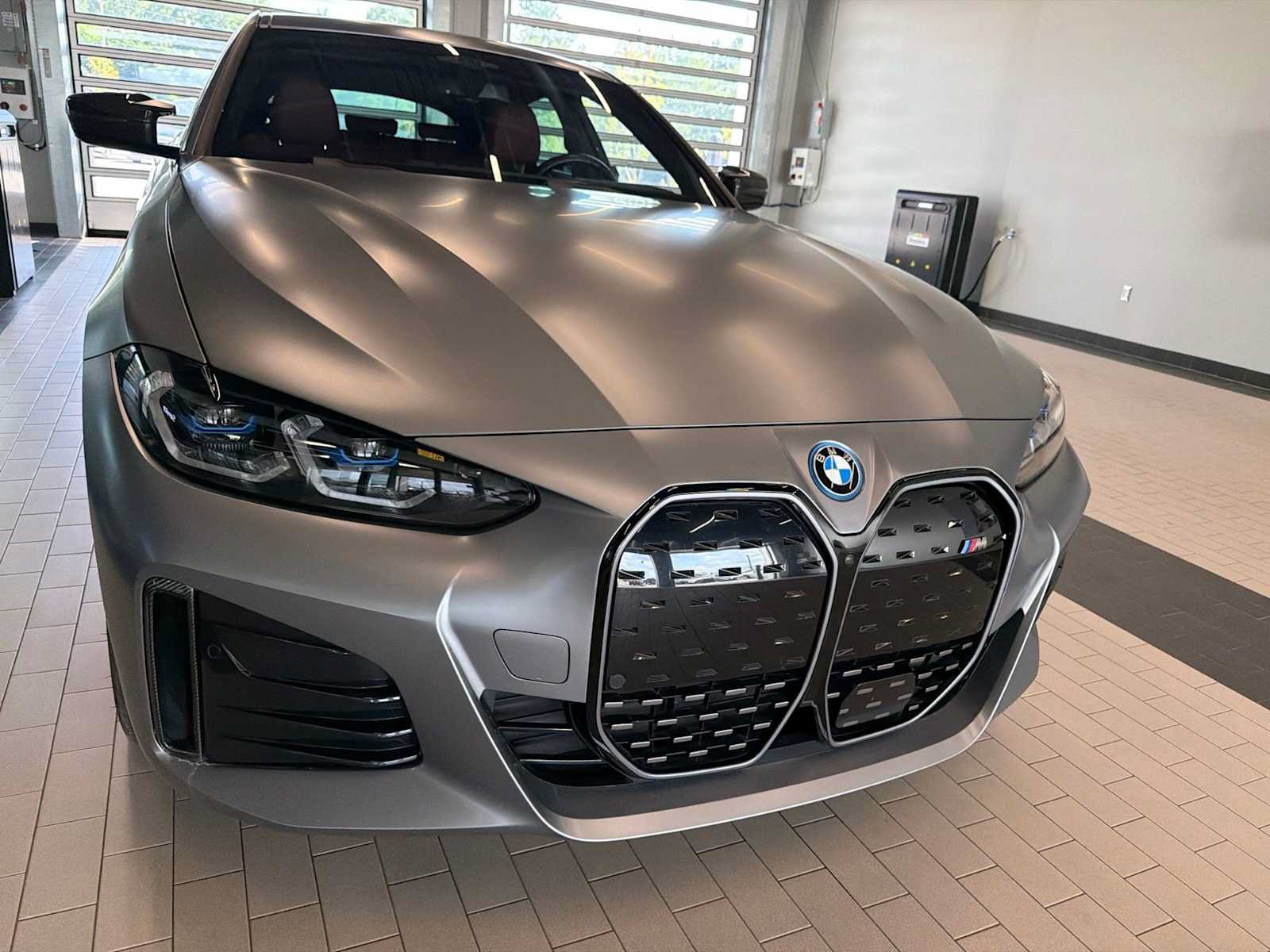 Used 2023 BMW i4 M50 w/ M Carbon Exterior Package AWD/4WD image 6