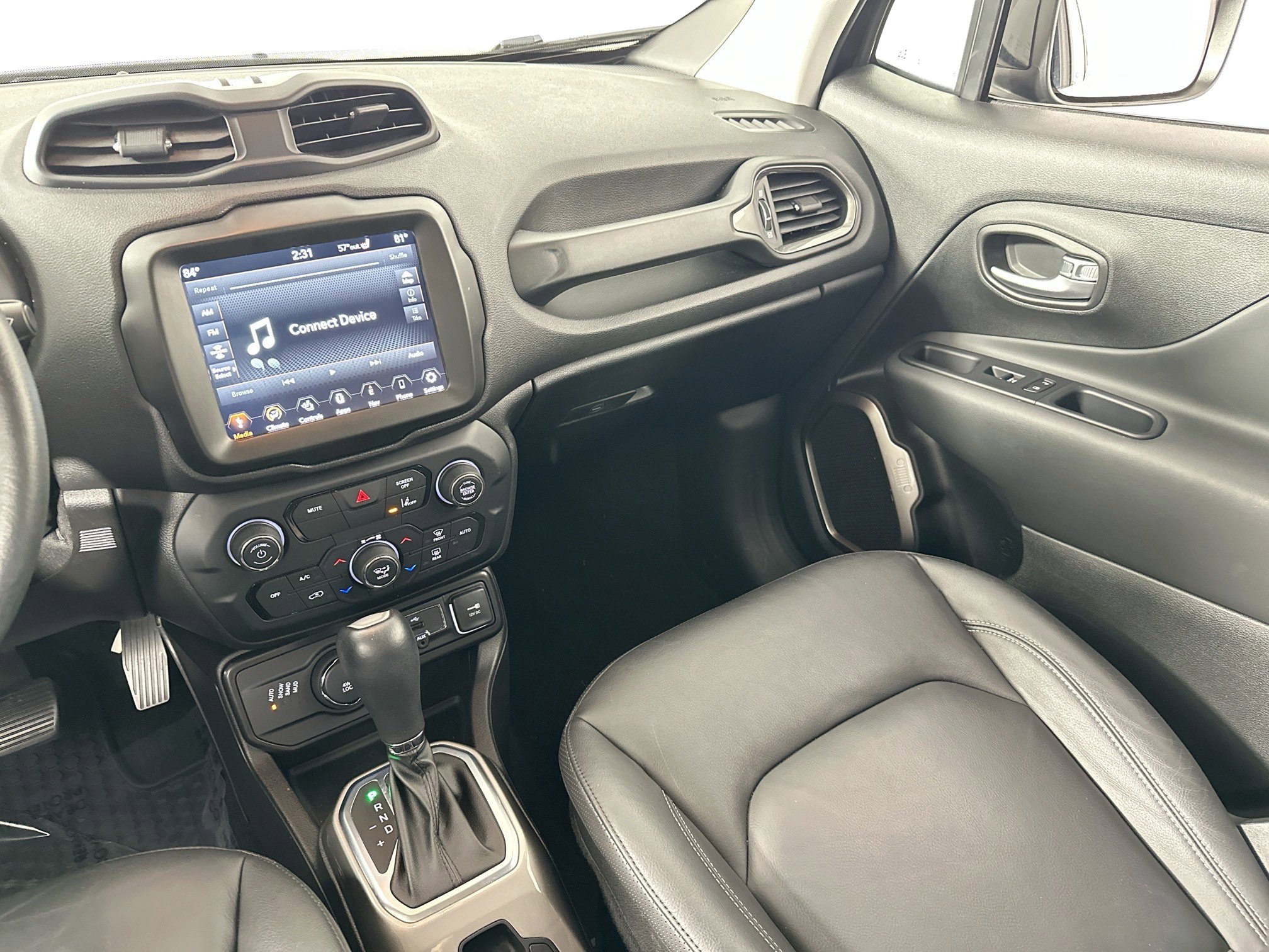 Used 2022 Jeep Renegade Limited image 23