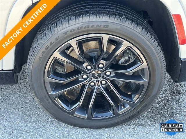 Certified 2024 Jeep Grand Wagoneer Series III w/ Rear Seat Video Group 1 image 11