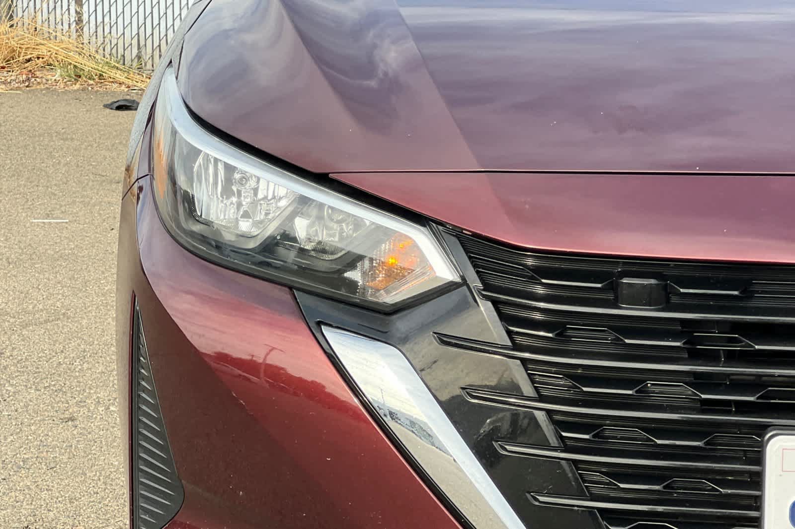 Used 2025 Nissan Sentra SV FWD image 17
