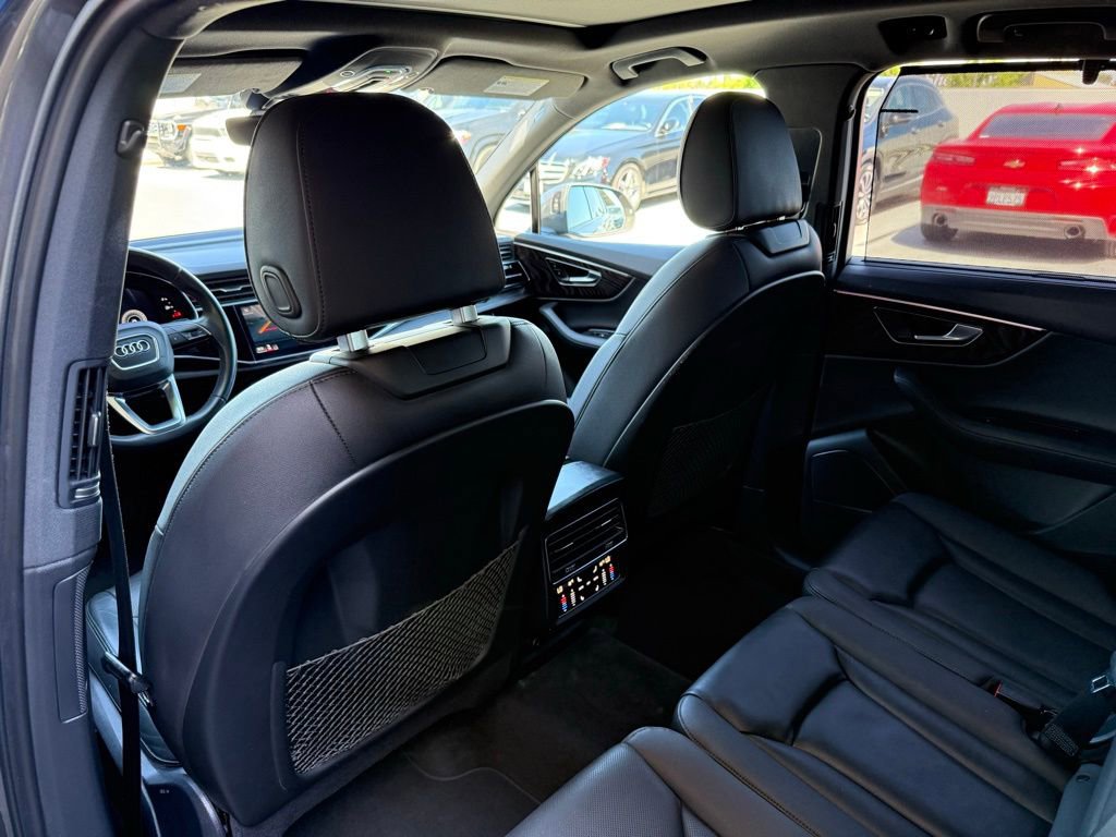 Used 2023 Audi Q7 3.0T Prestige image 25