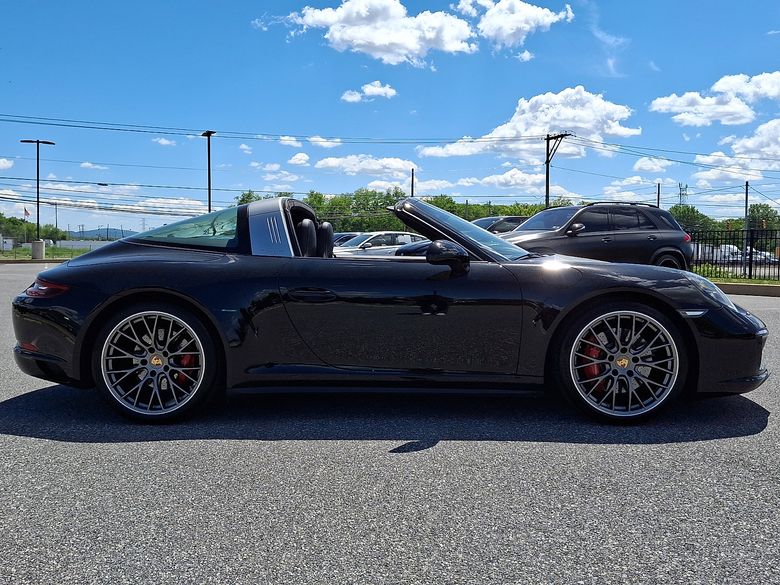 Used 2017 Porsche 911 Targa 4S AWD/4WD image 7