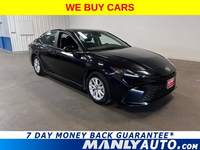 Used 2025 Toyota Camry LE FWD video 1