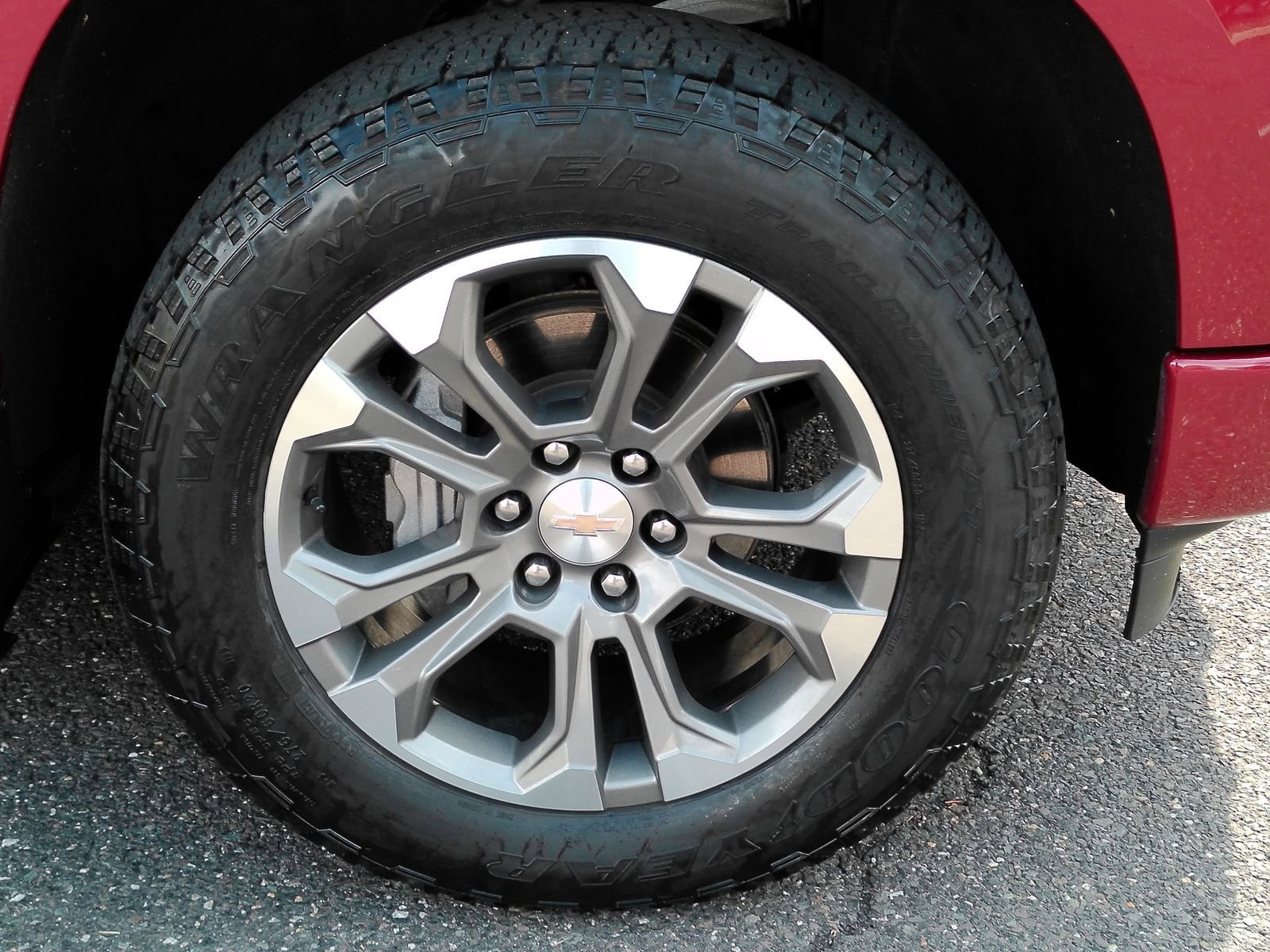 Certified 2023 Chevrolet Silverado 1500 High Country w/ Technology Package AWD/4WD image 30