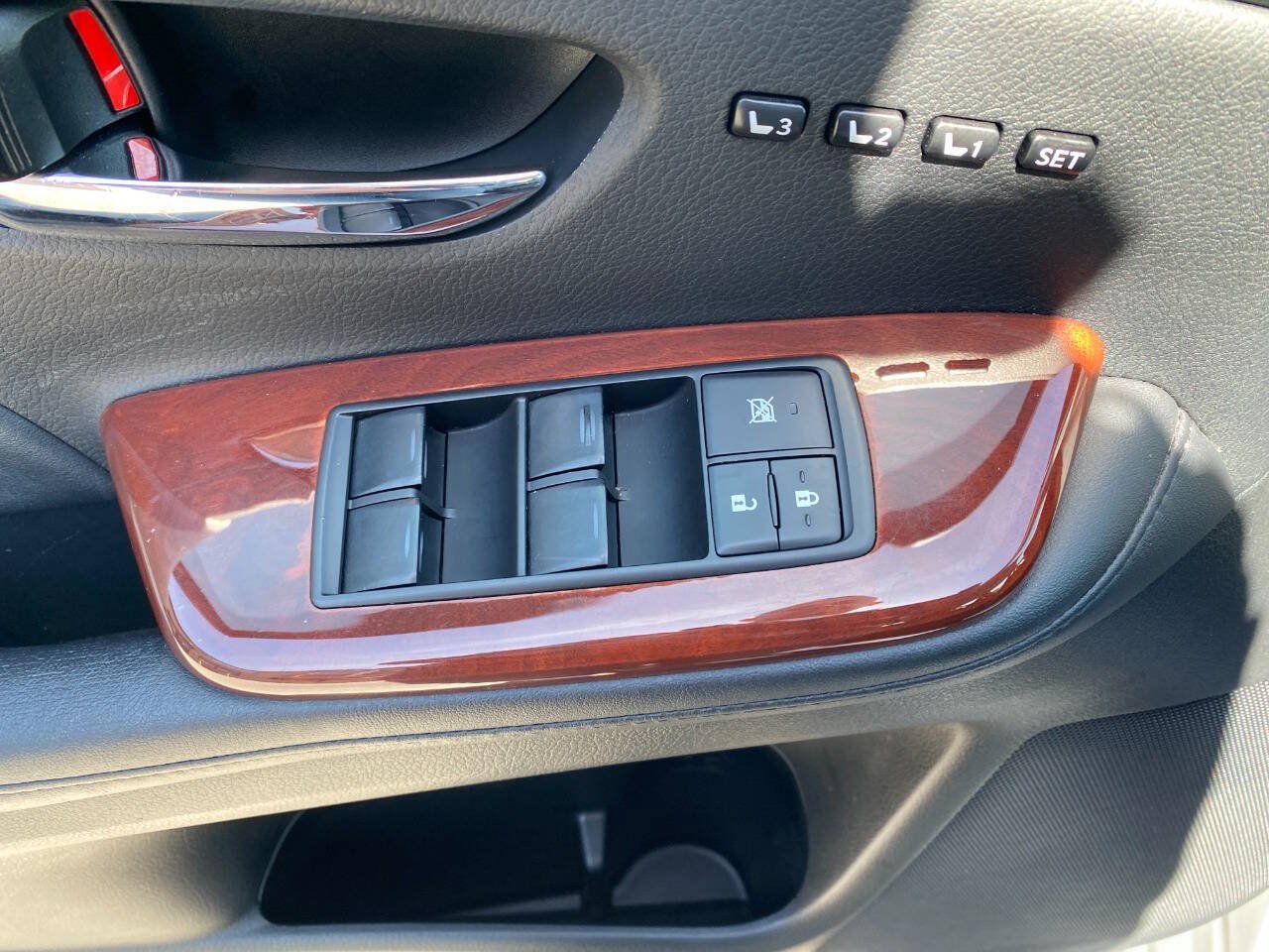 Used 2010 Lexus HS 250h FWD image 12