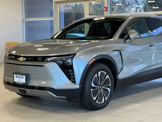 Used 2024 Chevrolet Blazer EV LT AWD/4WD image 3