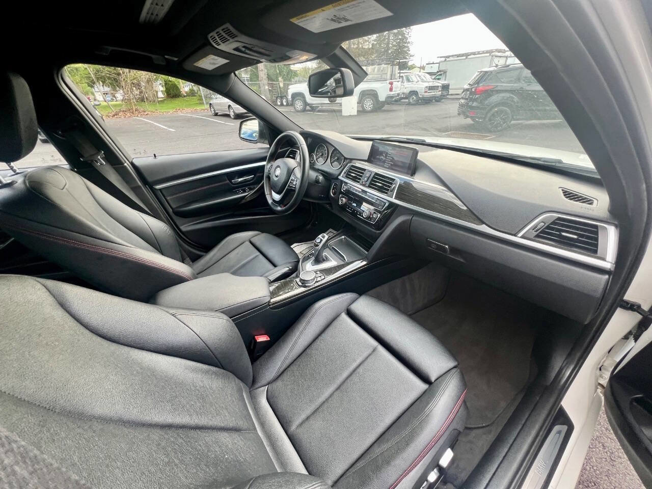 Used 2016 BMW 328i xDrive Sedan AWD/4WD image 15