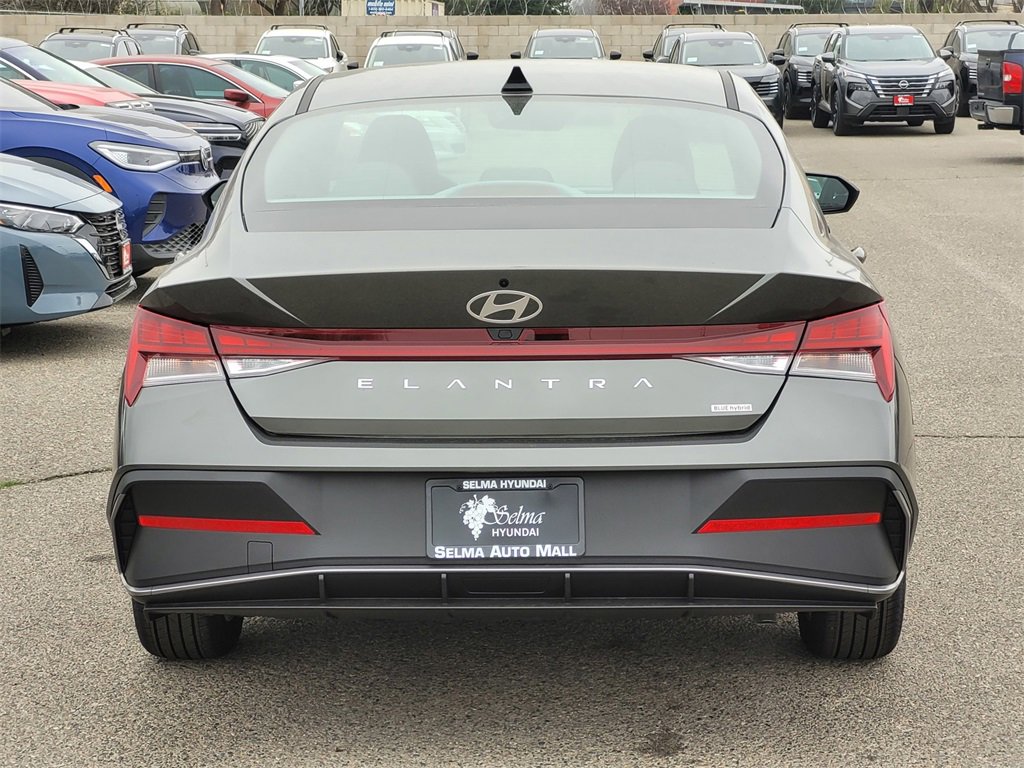 New 2026 Hyundai Elantra Blue image 5