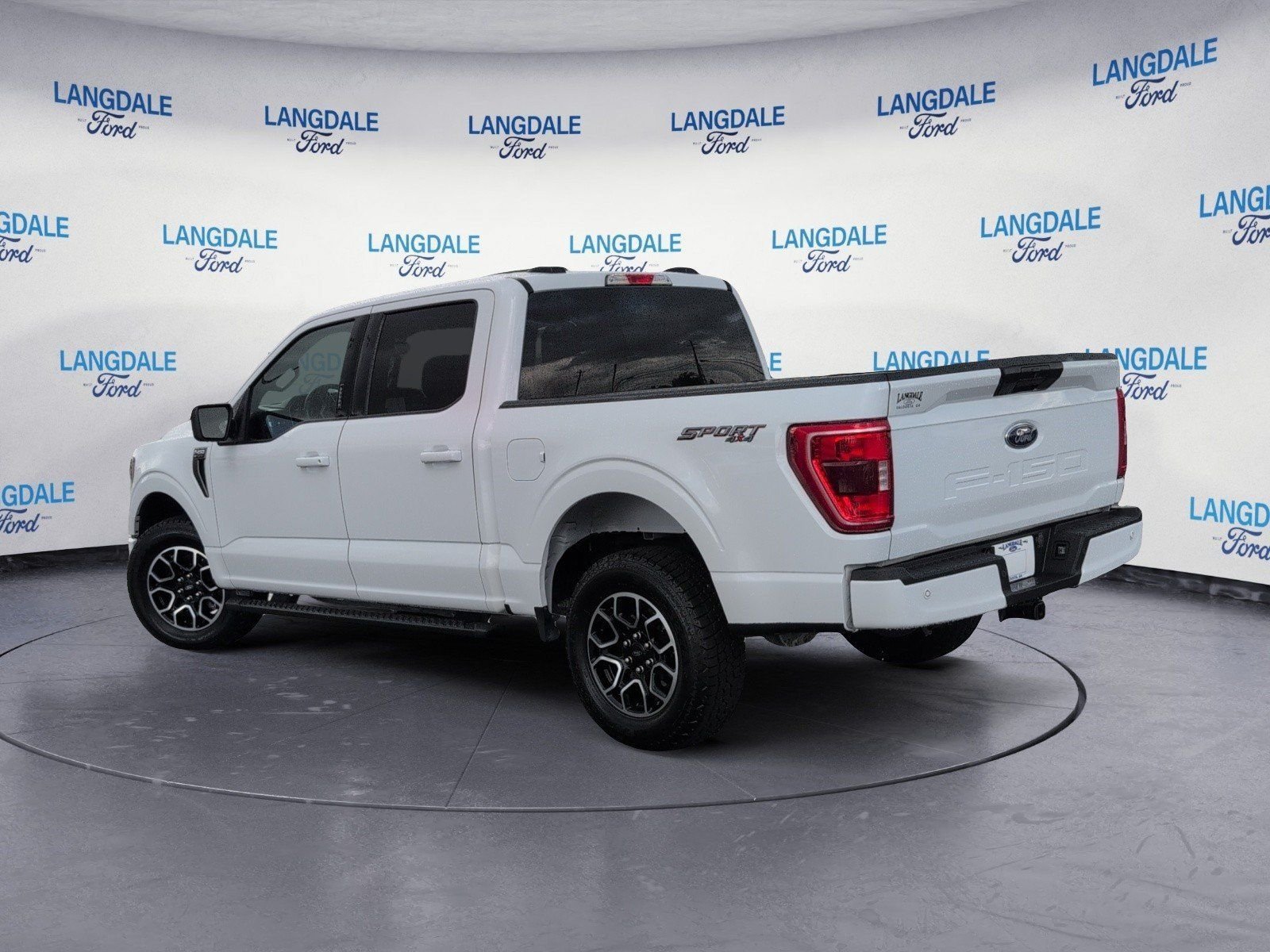 Used 2023 Ford F150 XLT w/ Equipment Group 301A Mid AWD/4WD image 9