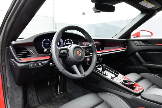 Certified 2025 Porsche 911 Carrera RWD image 4