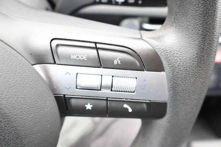 Used 2025 Hyundai Tucson SEL FWD image 23