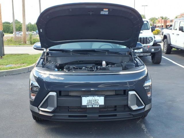 Used 2025 Hyundai Kona SEL FWD image 28