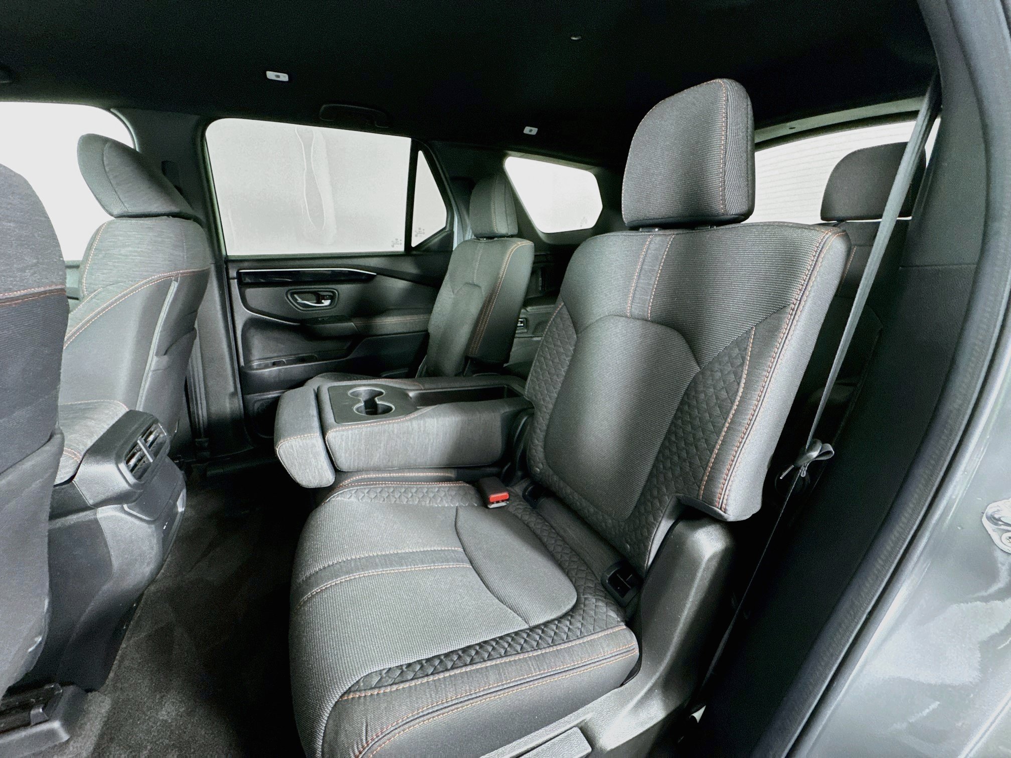 Certified 2025 Honda Pilot Sport image 23