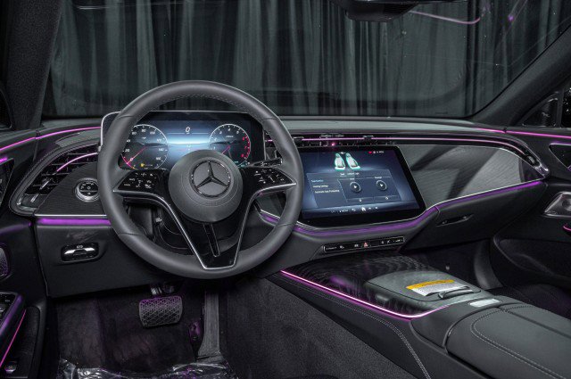 Certified 2025 Mercedes-Benz E 450 4MATIC All-Terrain Wagon image 19