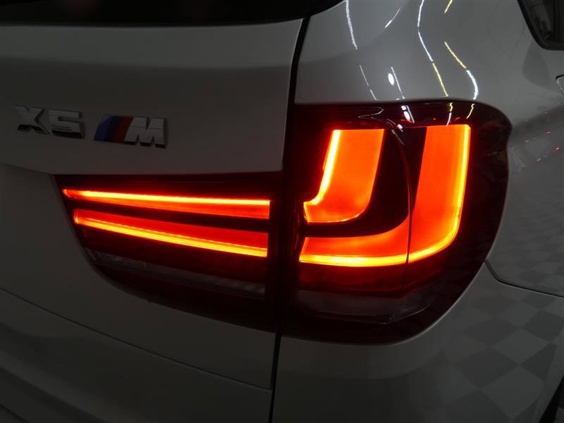 Used 2018 BMW X5 M AWD/4WD image 16
