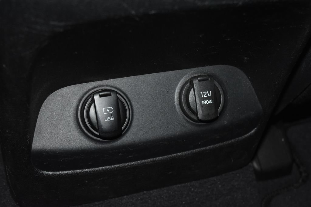 Used 2019 Kia Sorento FWD image 19