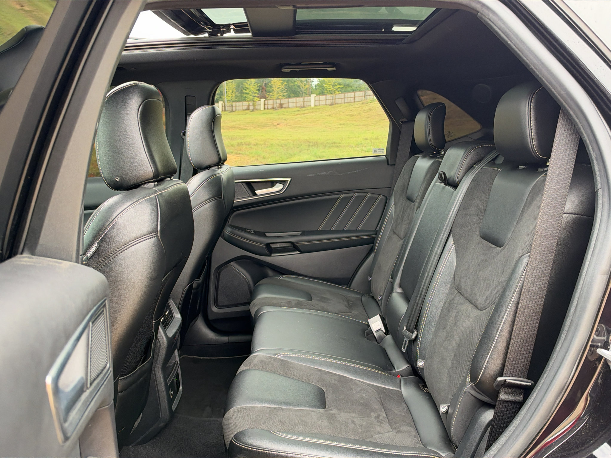 Used 2021 Ford Edge ST w/ Equipment Group 401A AWD/4WD image 15