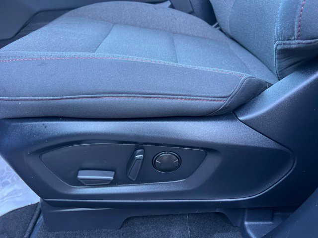 Used 2025 Ford Explorer Active AWD/4WD image 24