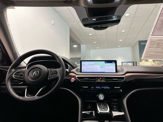 Used 2023 Acura MDX SH-AWD w/ Technology Package image 16